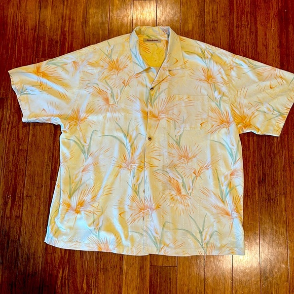 Tommy Bahama Other - Tommy Bahama Men’s 100% Silk Shirt Yellow SizeXXL